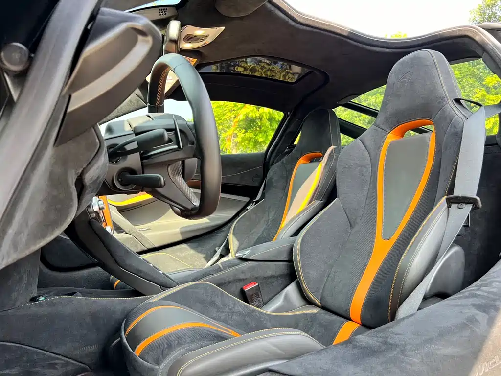 McLaren 720S 2019 — фото 10