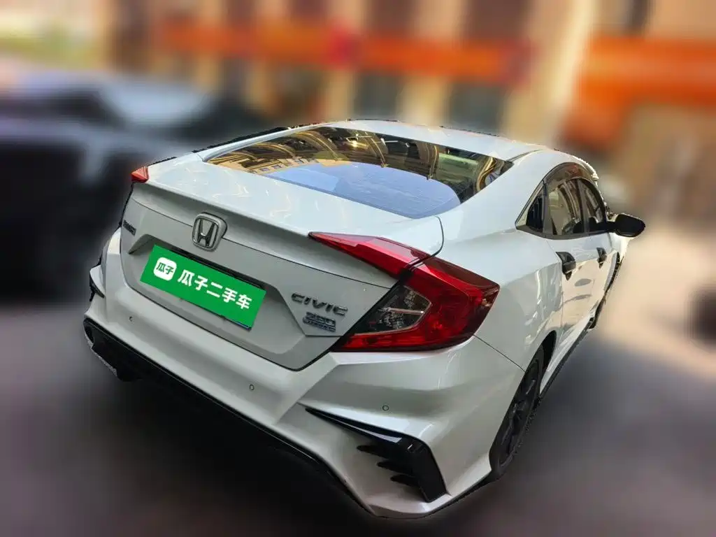 Honda Civic 2020 — фото 5