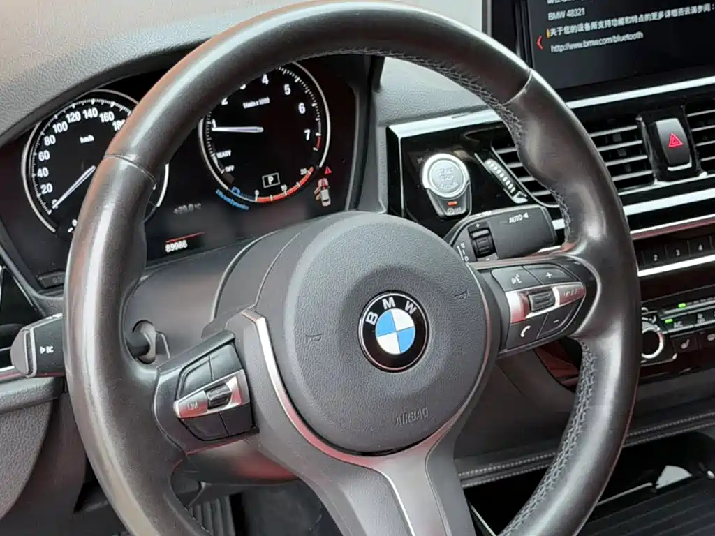 BMW 1 Series 2020 — фото 17