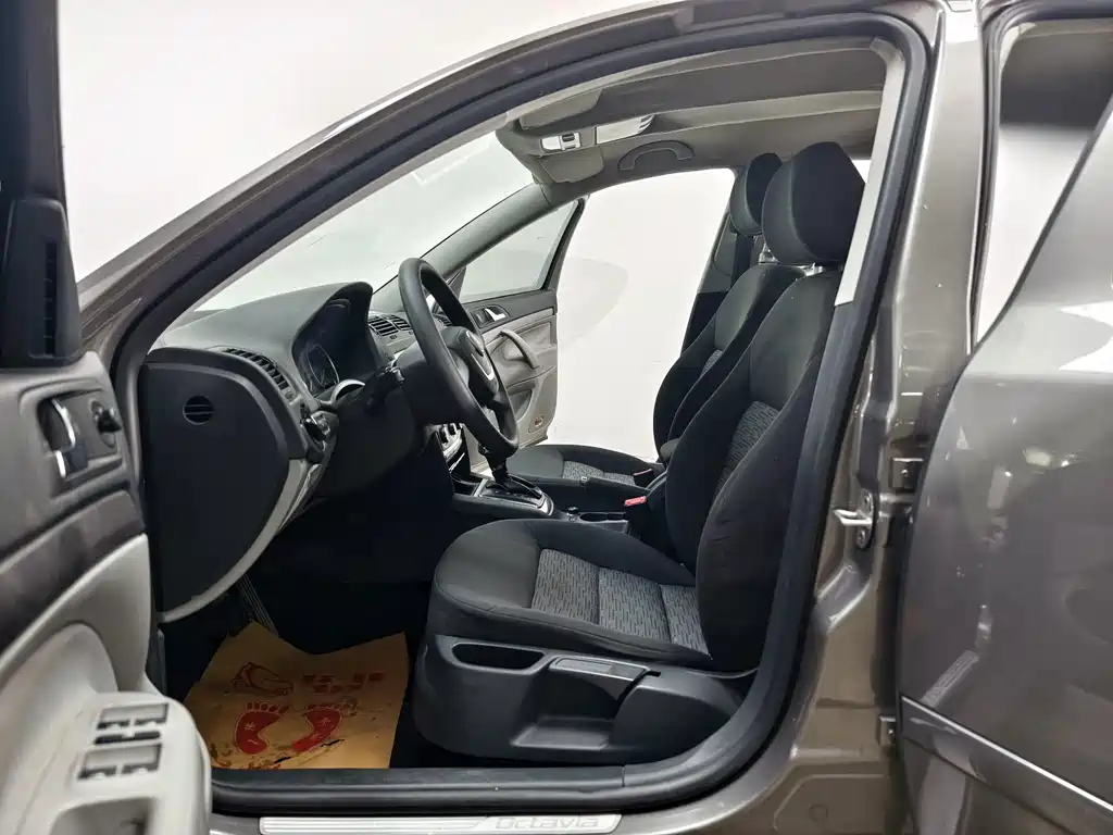 Skoda Octavia 2013 — фото 10