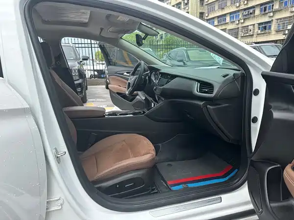 Buick Regal 2022