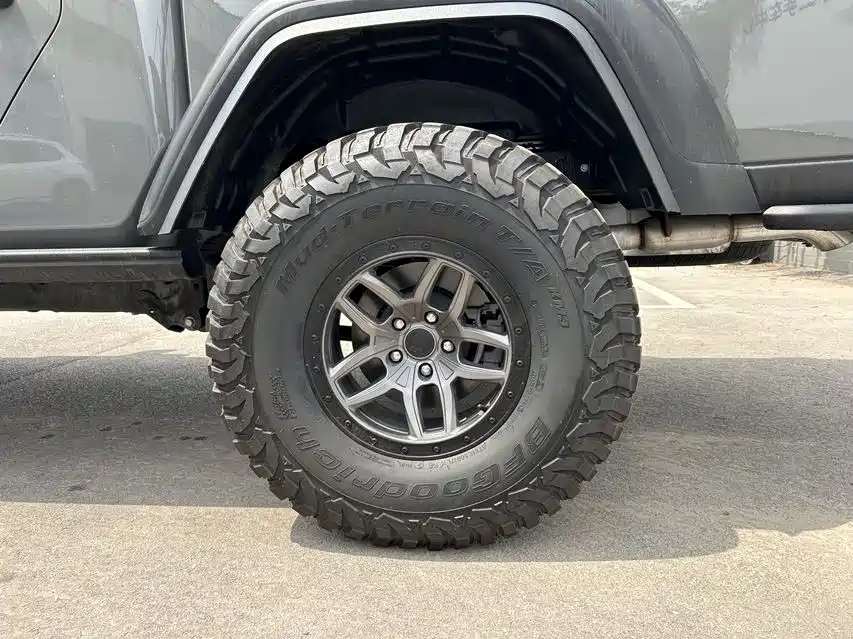 Jeep Gladiator 2025 — фото 14