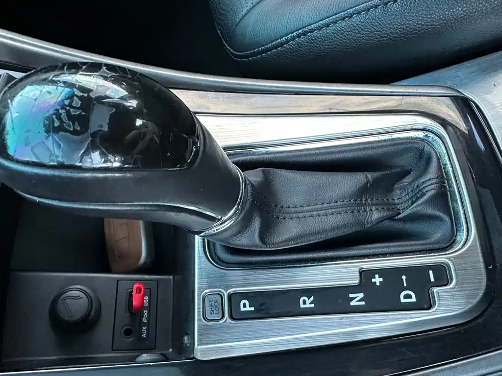 Hyundai Elantra Langdong 2014 — фото 15