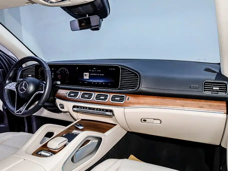 Mercedes-Benz GLE 2024 — фото 29