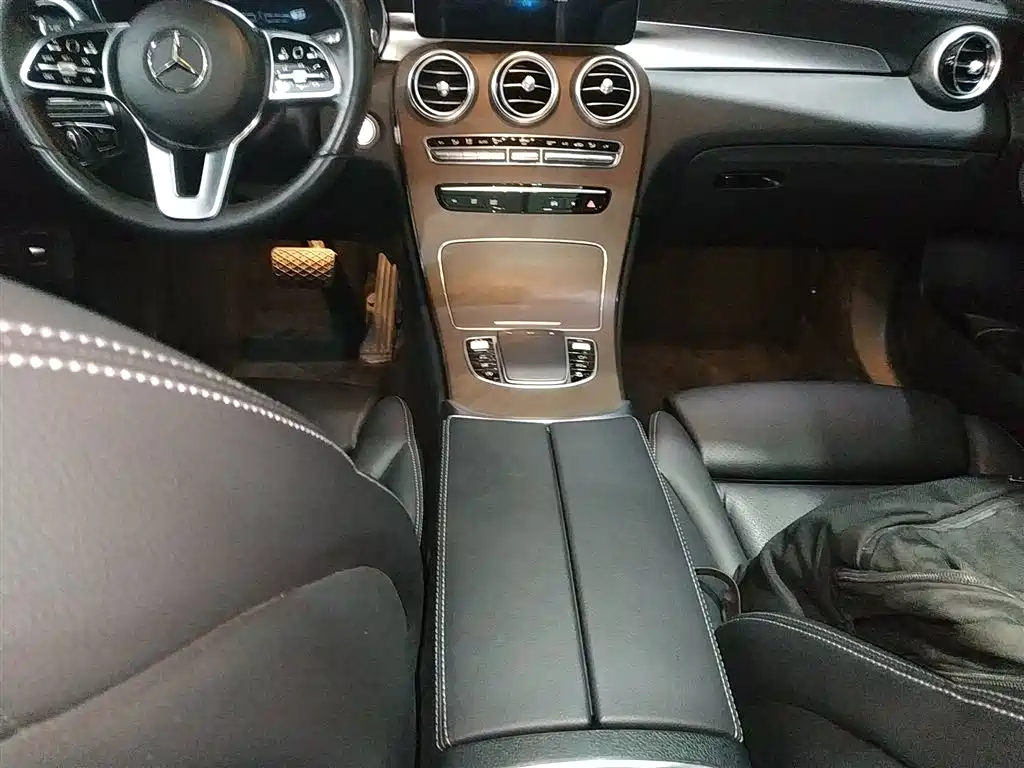 Mercedes-Benz GLC 2023 — фото 8