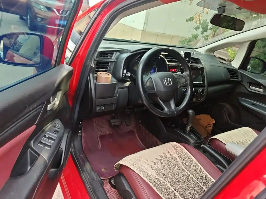 Honda Fit 2016 — фото 16