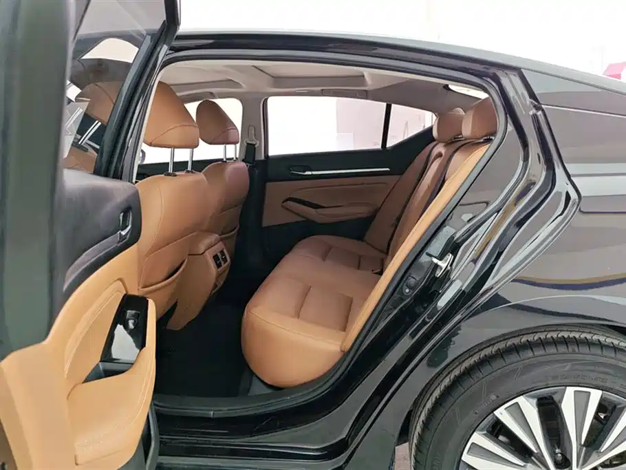 Nissan Teana 2024 — фото 11