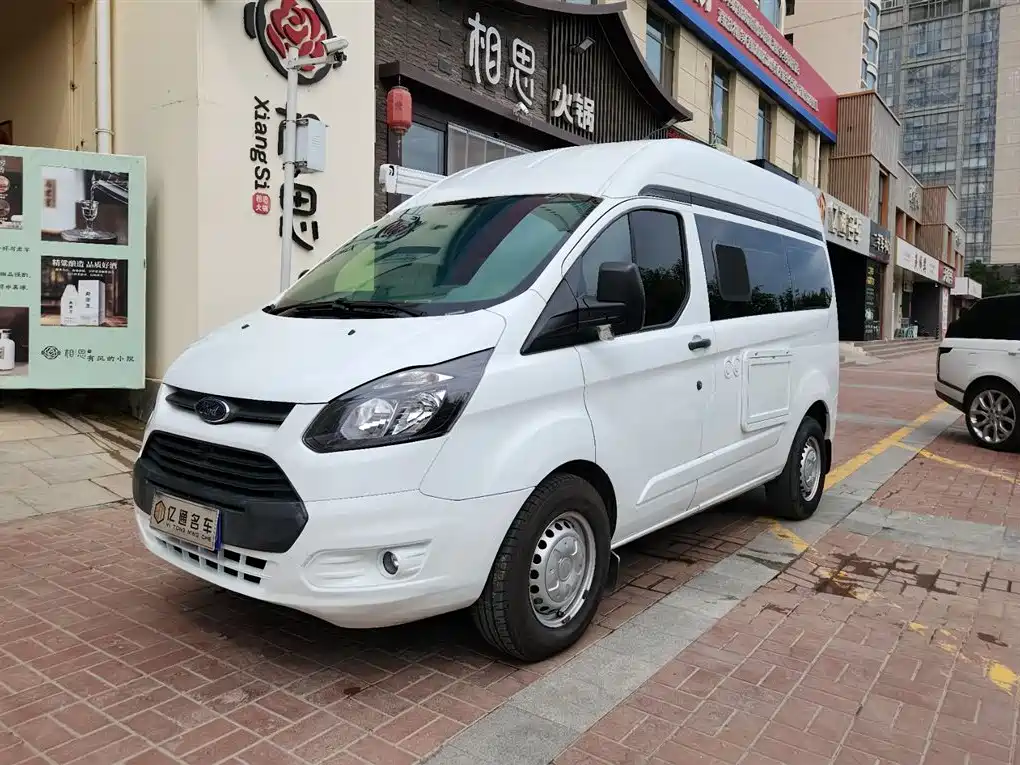Ford Transit 2018 — фото 1