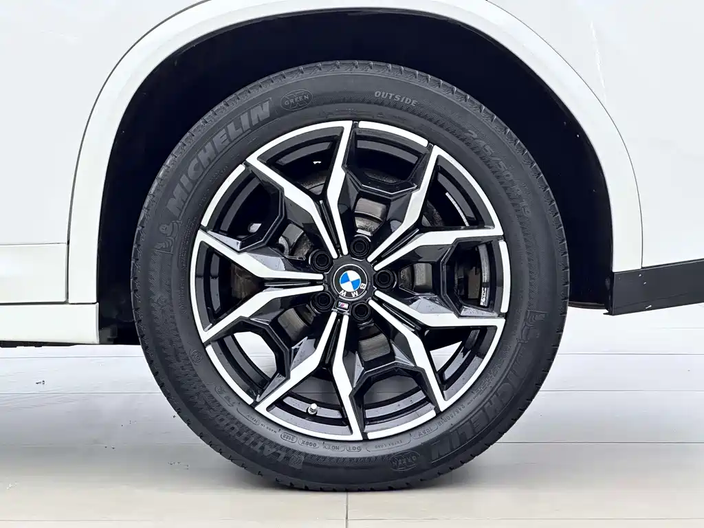 BMW X4 2023 — фото 12