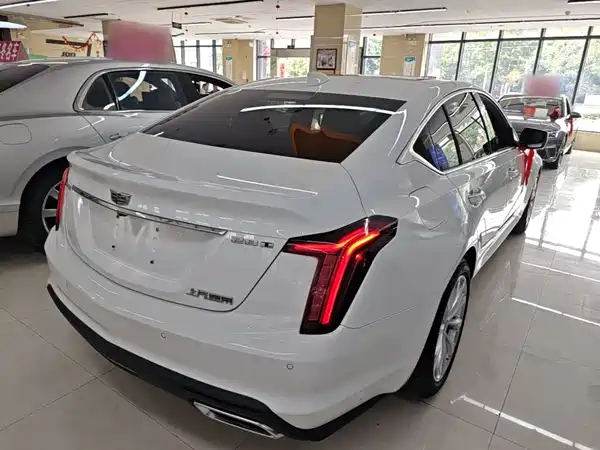 Cadillac CT5 2022