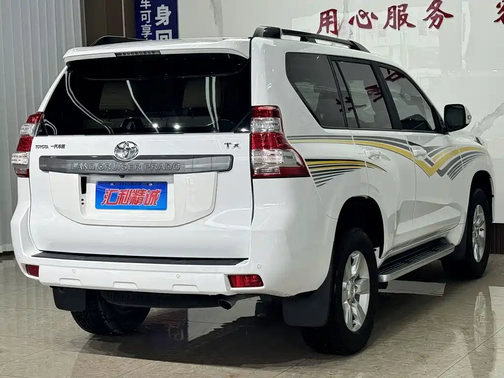Toyota Prado 2015 — фото 6