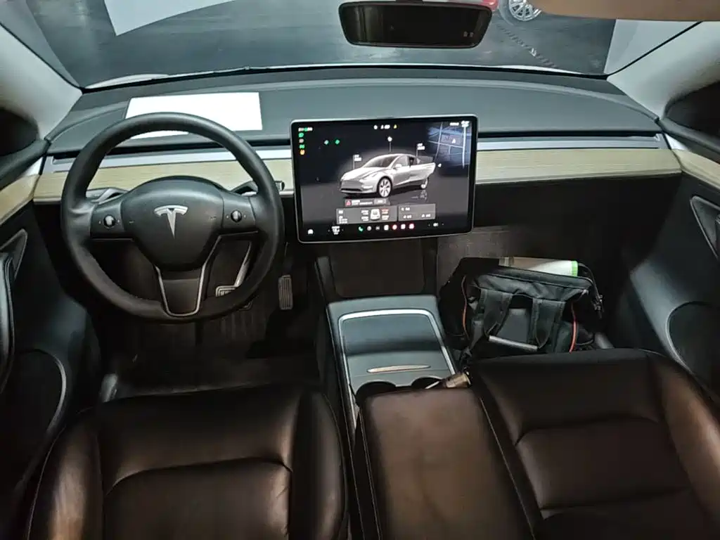 Tesla Model Y 2022 — фото 10