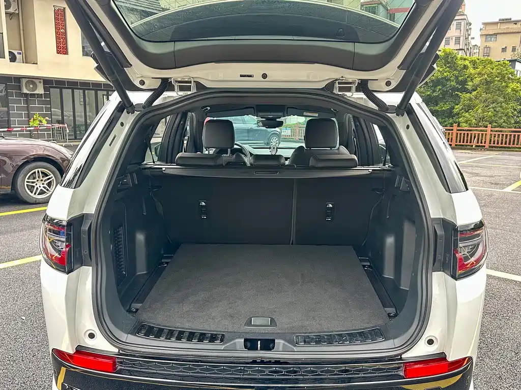Land Rover Discovery Sport 2021 — фото 13