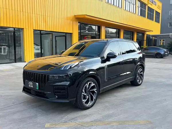 Lynk & Co 09 2022