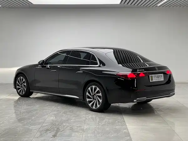 Mercedes-Benz E-Class 2024