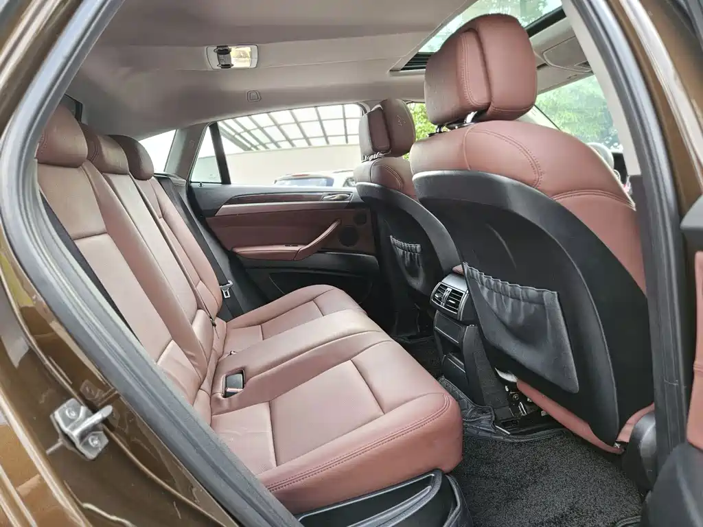 BMW X6 2013 — фото 18