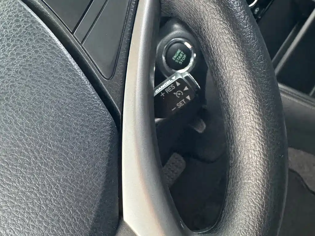 Toyota Yaris L 2022