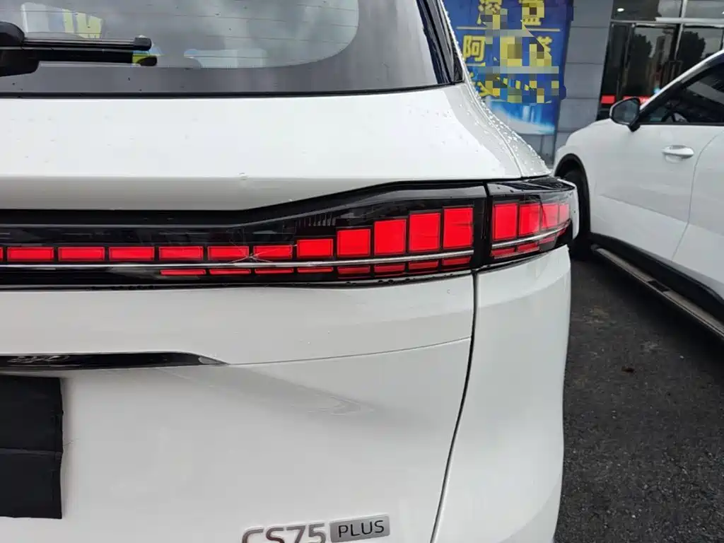 Changan CS75PLUS 2025 — фото 8