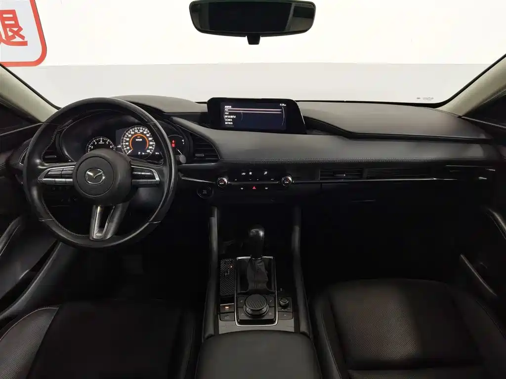 Mazda 3 Axela 2021