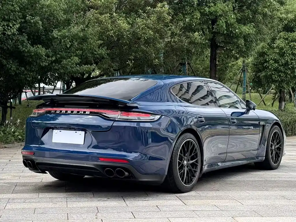 Porsche Panamera 2015 — фото 7