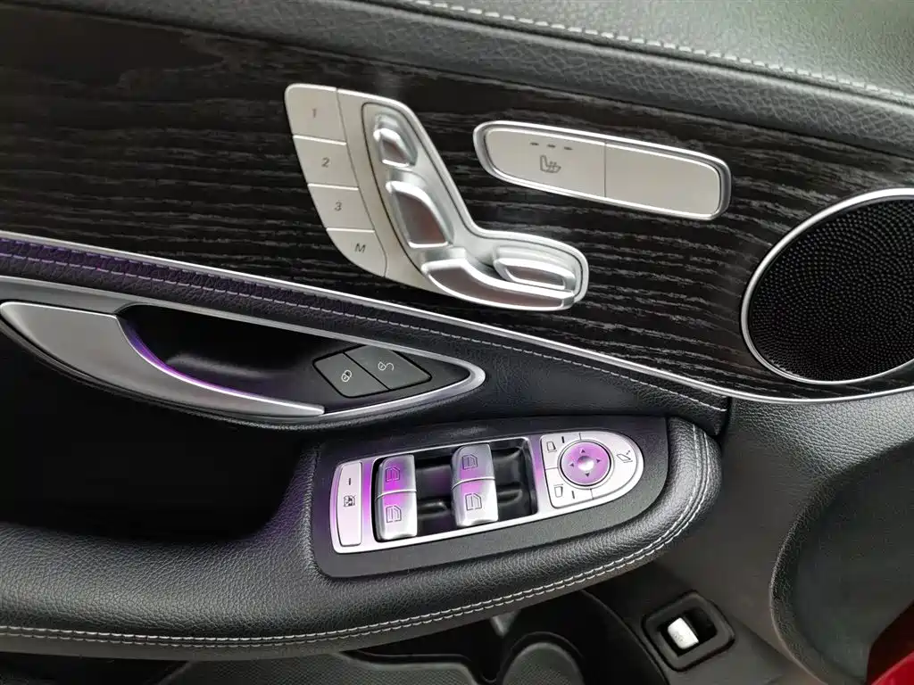 Mercedes-Benz C-Class 2020 — фото 9