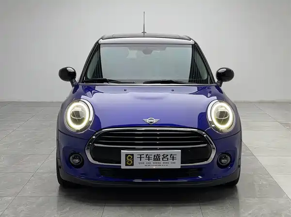 MINI MINI 2020