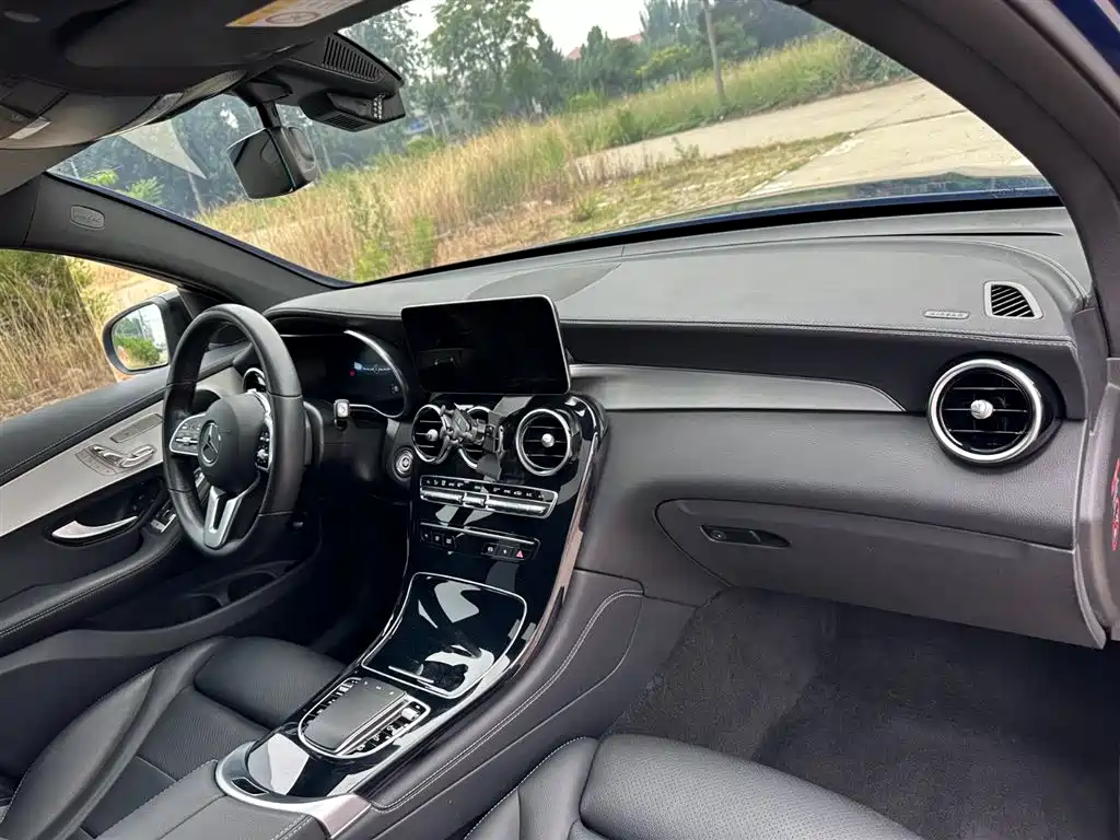 Mercedes-Benz GLC Coupe 2020 — фото 16