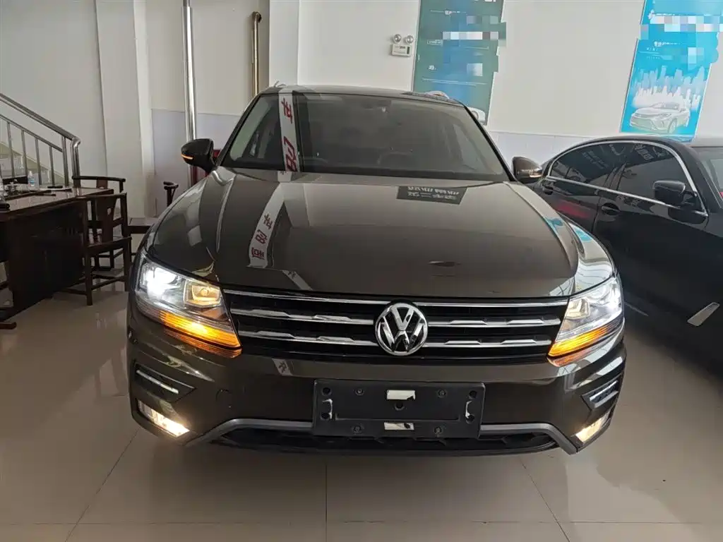 Volkswagen Tiguan L 2019 — фото 3