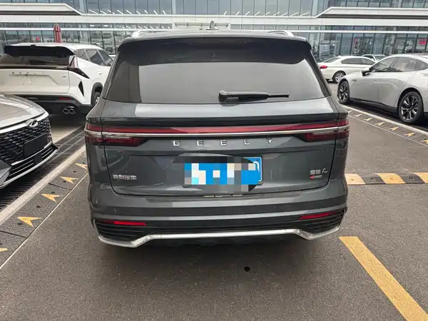 Geely Xingyue L 2025
