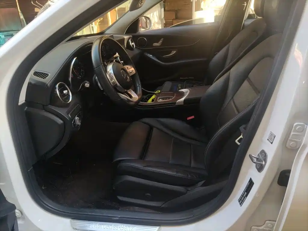 Mercedes-Benz C-Class 2020 — фото 16