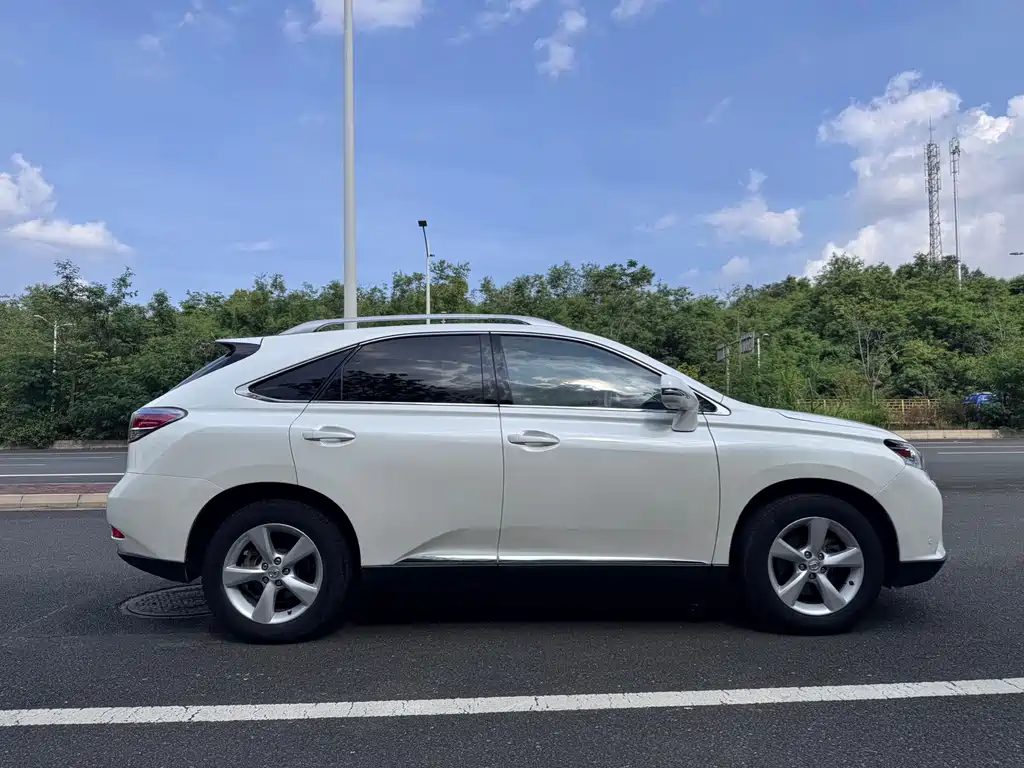 Lexus RX Classic 2014 — фото 12