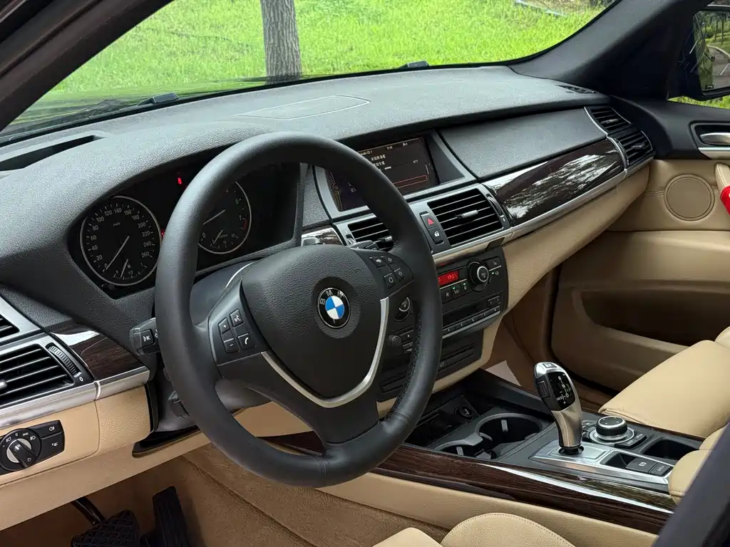BMW X5 2014 — фото 16