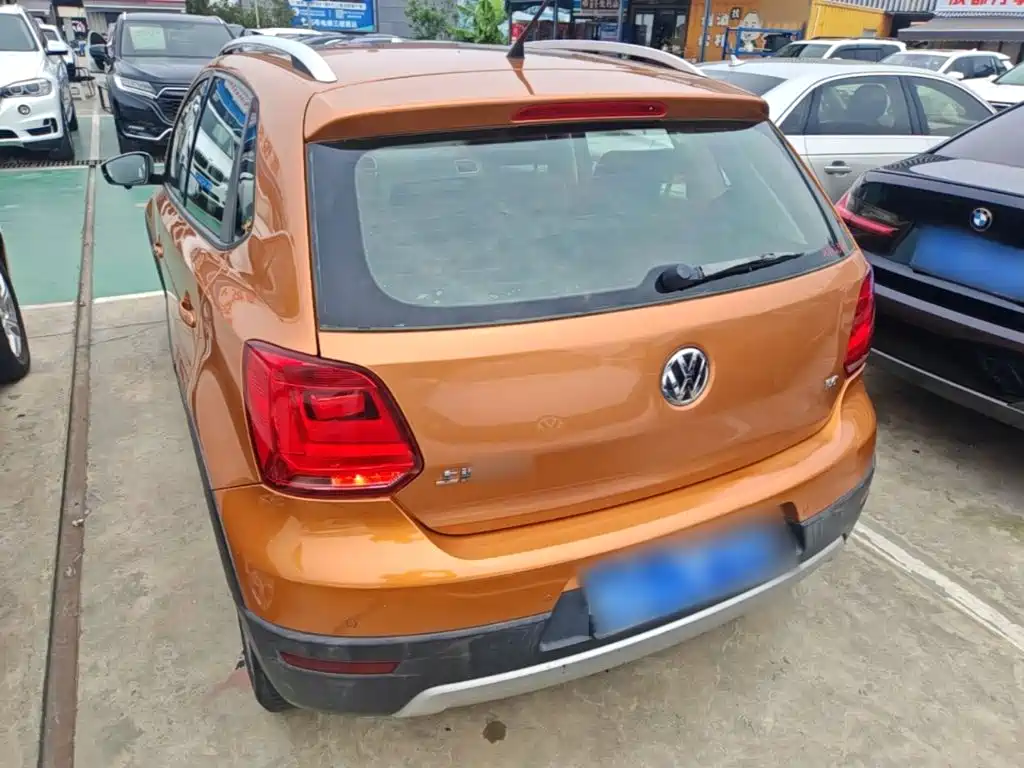 Volkswagen Polo 2015