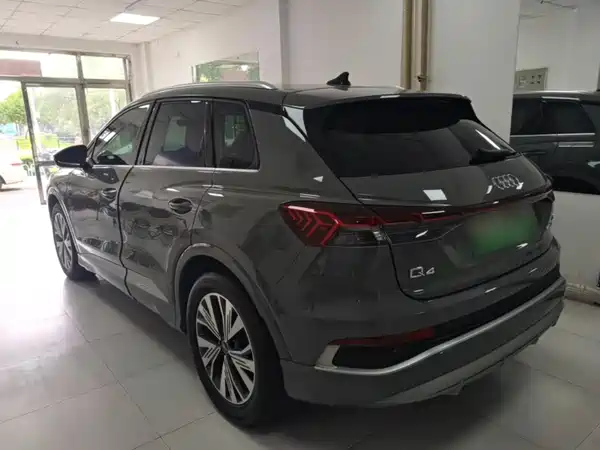 Audi Q4 E-Tron 2024