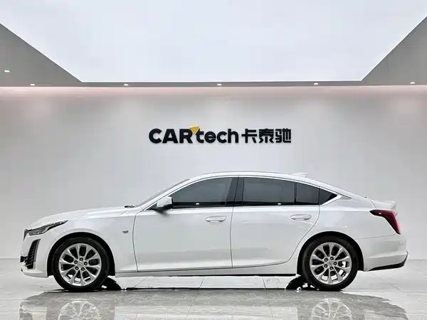 Cadillac CT5 2024
