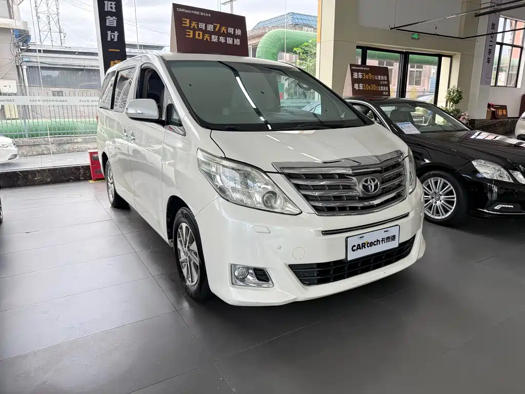 Toyota Alphard 2012 — фото 3