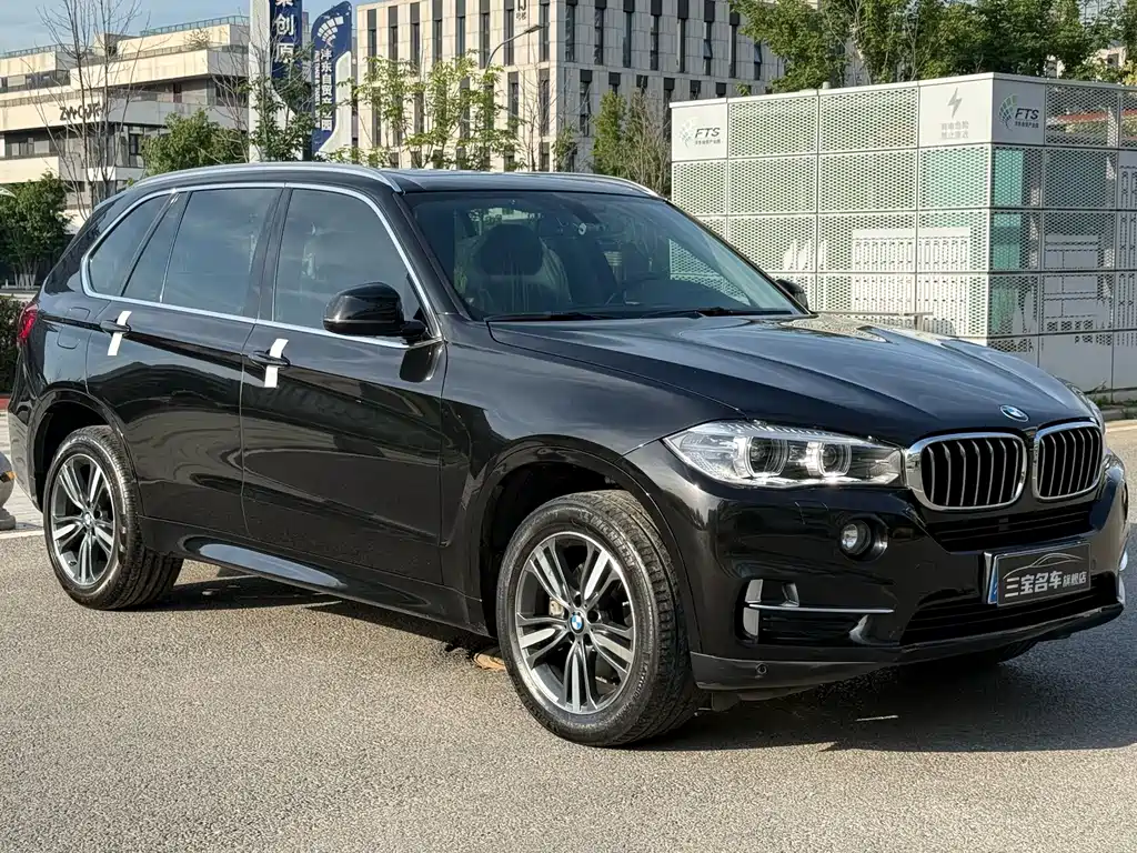 BMW X5 2017 — фото 2