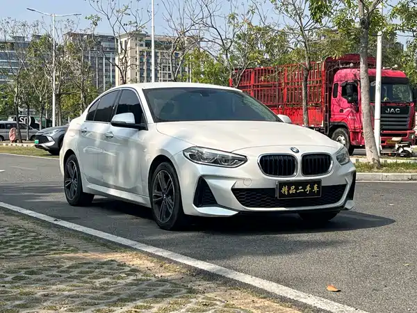 BMW 1 Series 2023