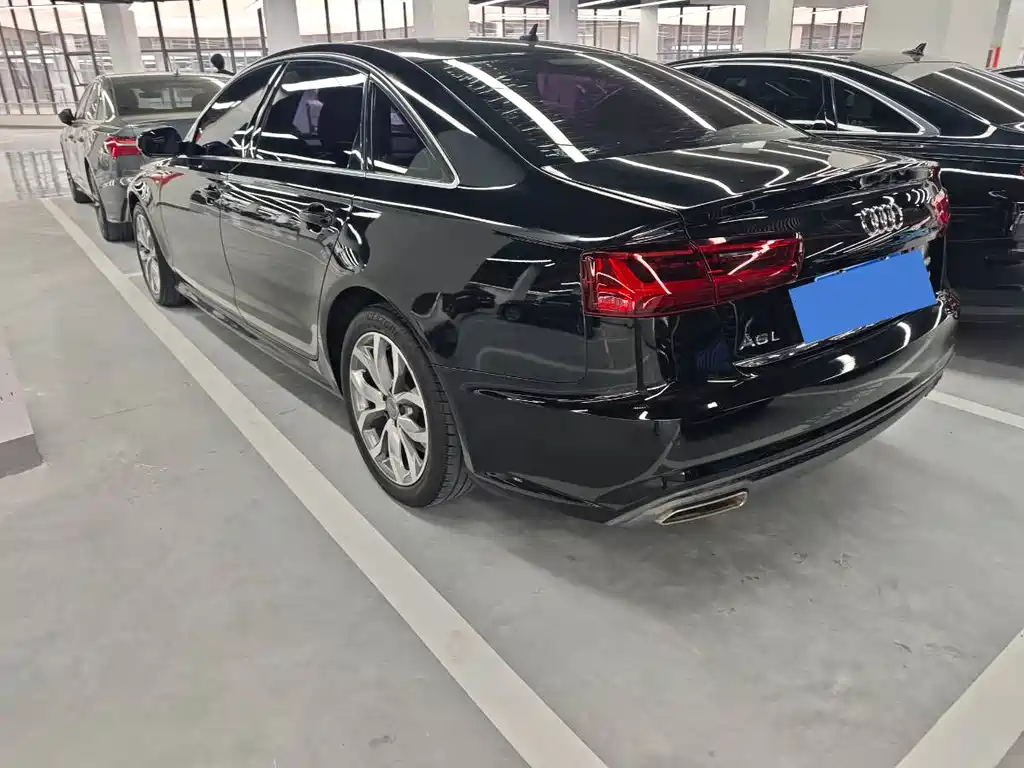 Audi A6L 2018 — фото 14