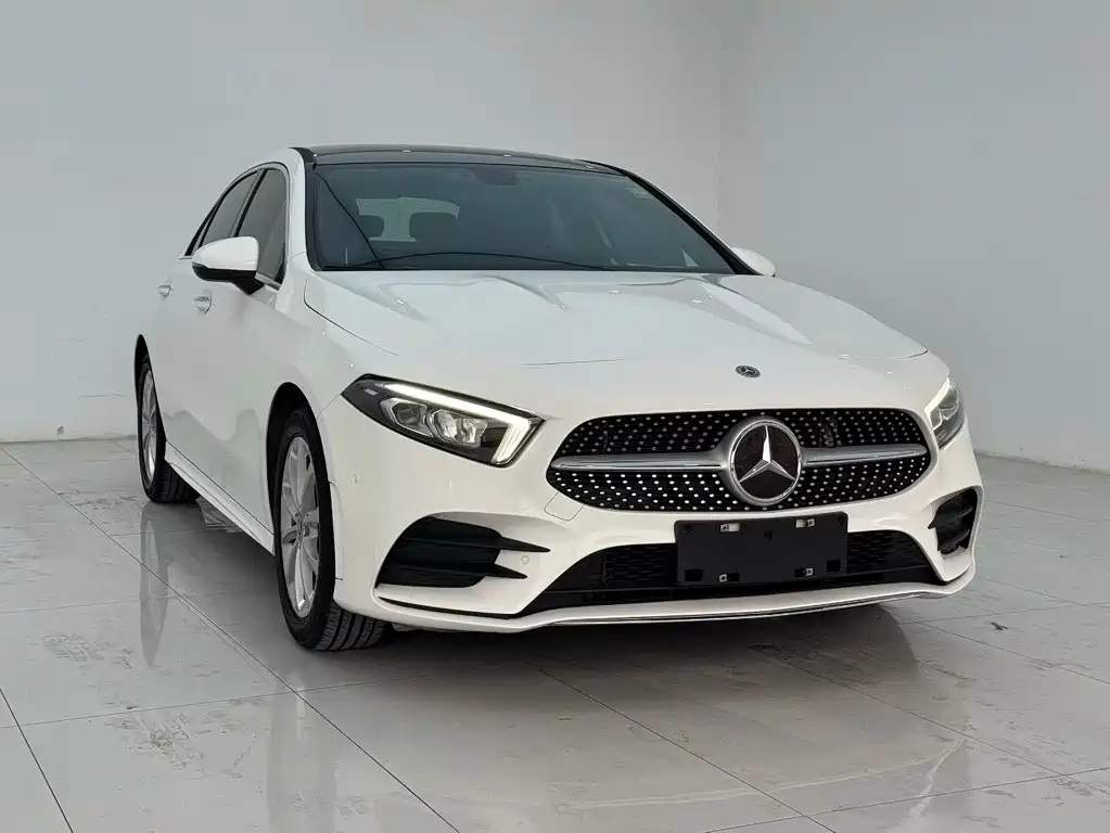 Mercedes-Benz A-Class 2020 — фото 2
