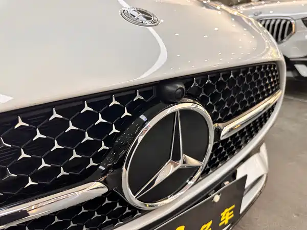 Mercedes-Benz C-Class 2023