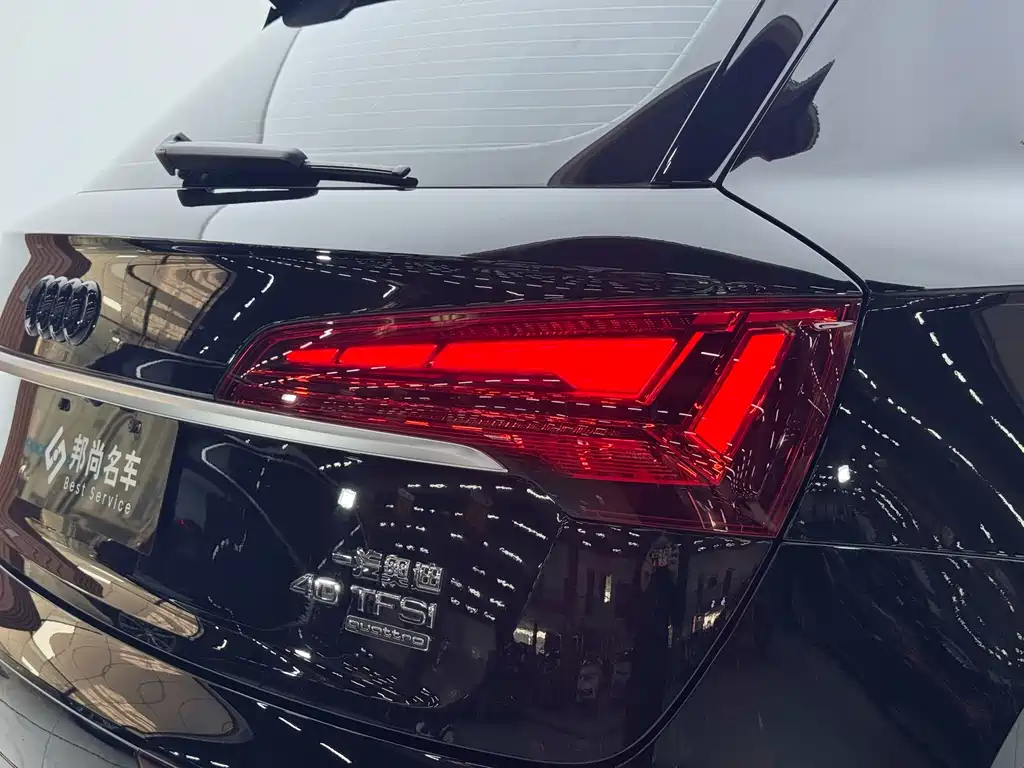 Audi Q5L 2022 — фото 21
