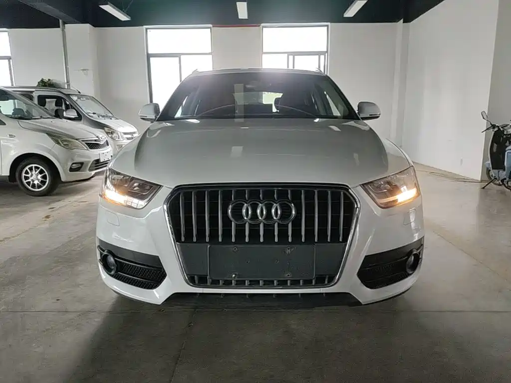 Audi Q3 2015