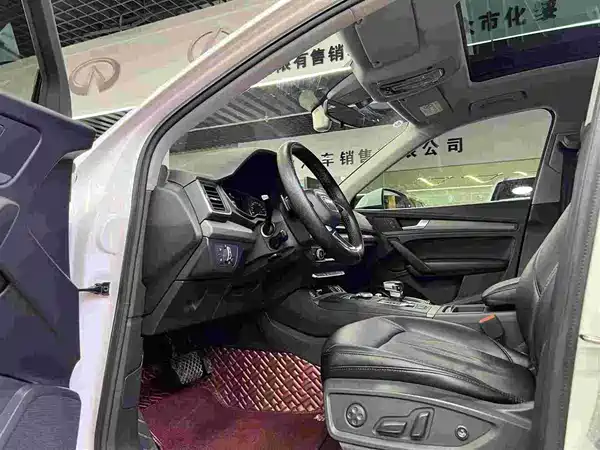 Audi Q5L 2019