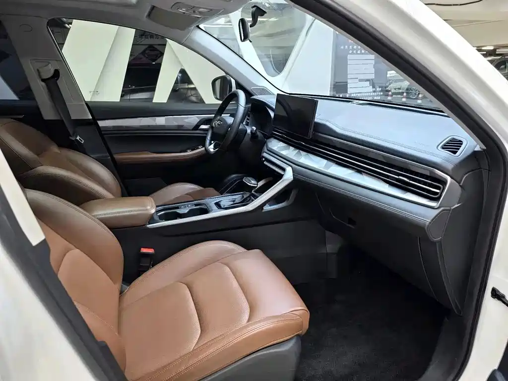 Geely Vision X6 2021