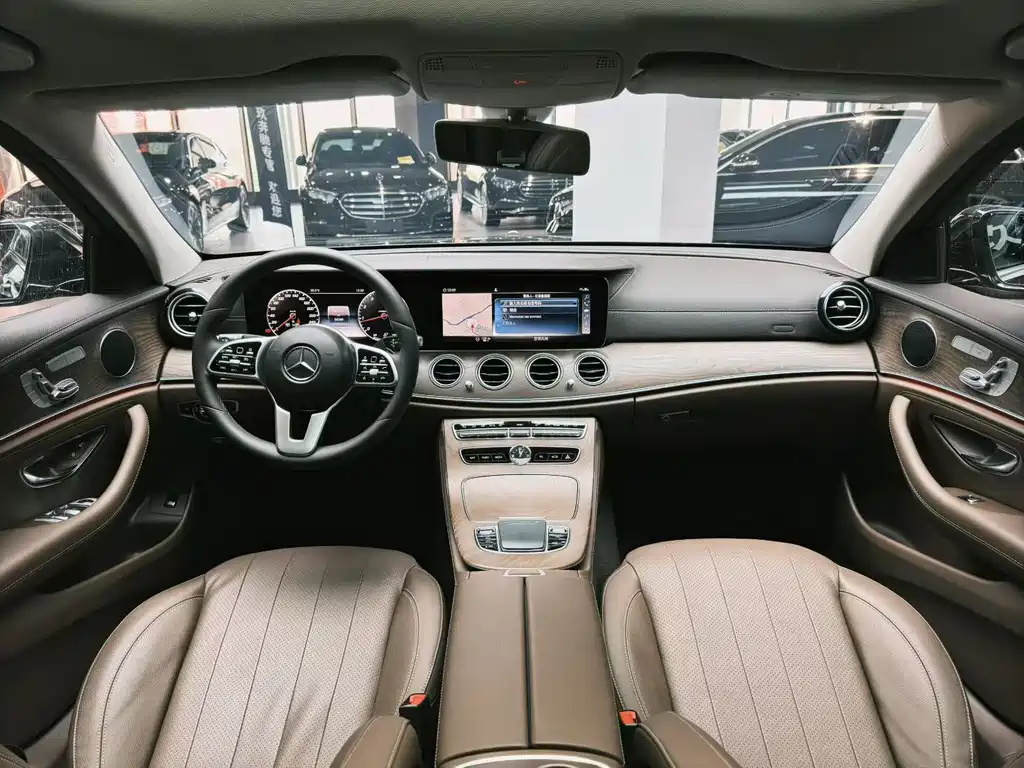Mercedes-Benz E-Class 2020 — фото 7