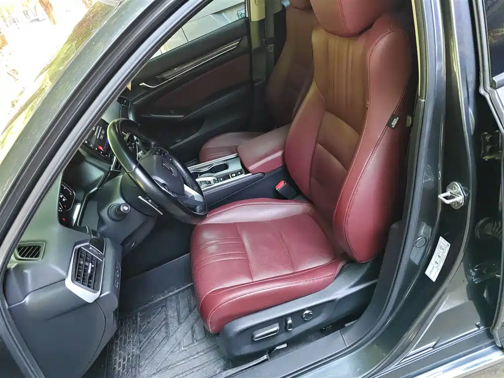 Honda Accord 2022 — фото 15