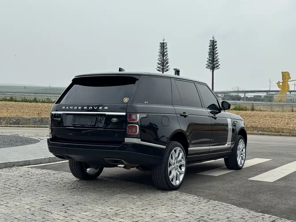 Land Rover Range Rover 2022 — фото 6