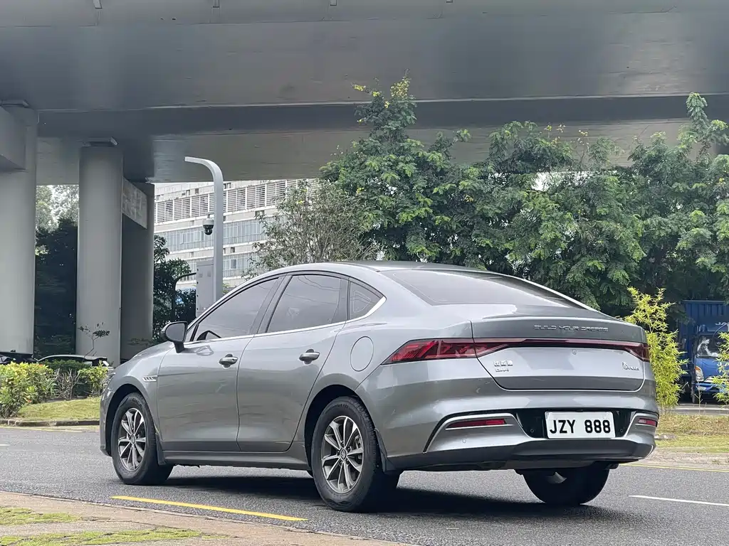 BYD Qin PLUS 2023 — фото 5