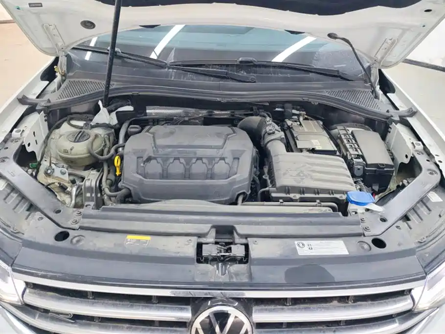 Volkswagen Tiguan L 2023 — фото 10
